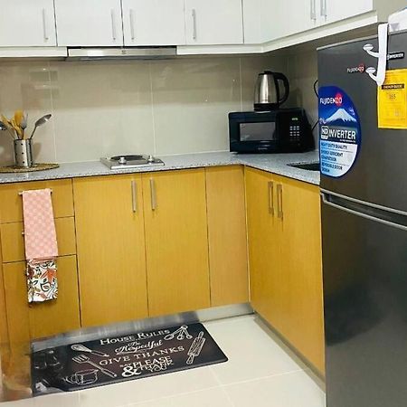 Cosy Executive 1 Bedroom Uptown Parksuites Ultra Fast Internet Маніла Екстер'єр фото