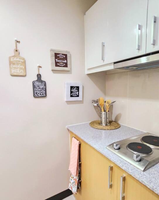 Cosy Executive 1 Bedroom Uptown Parksuites Ultra Fast Internet Маніла Екстер'єр фото